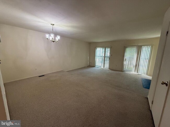 Building Photo - 4711 Leyden Way