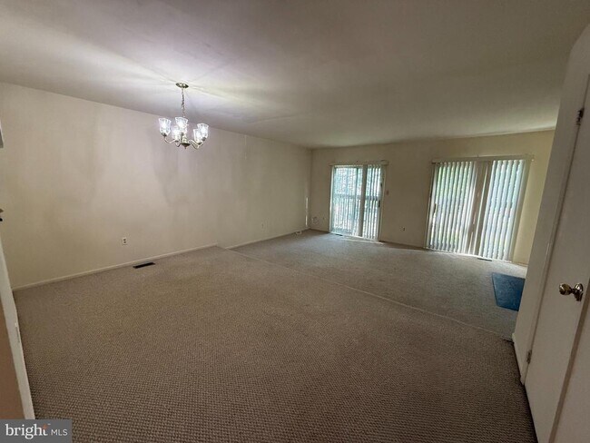Foto del edificio - 4711 Leyden Way