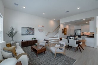 Building Photo - 864 Paul Quinn St