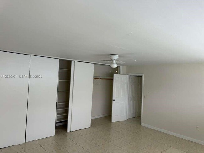 Foto del edificio - 11925 NE 19th Dr
