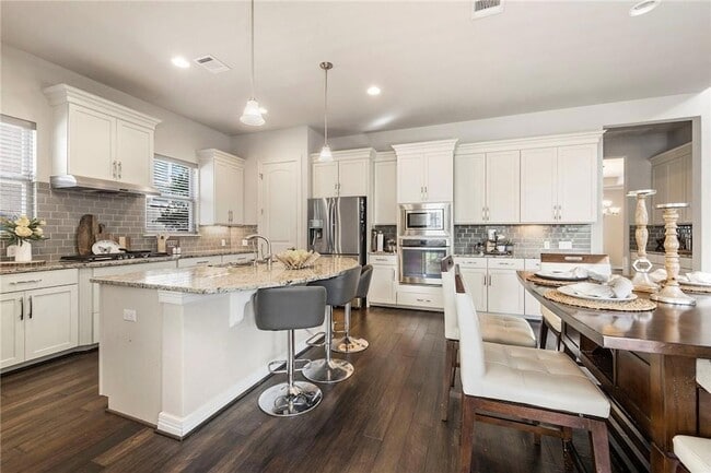 Building Photo - 203 Montalcino Blvd