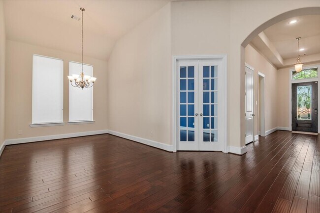 Building Photo - 11231 Dunstan Hill Dr