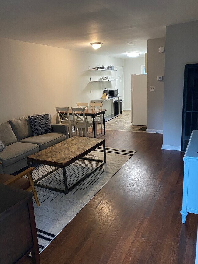 Foto del edificio - 99 Norwood Ave NE