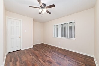 Building Photo - 3315 Candlepine Dr