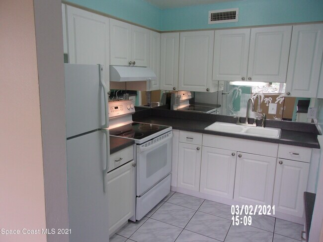 Foto del edificio - 8401 N Atlantic Ave