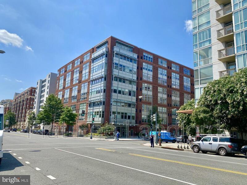Primary Photo - 1300 N St NW