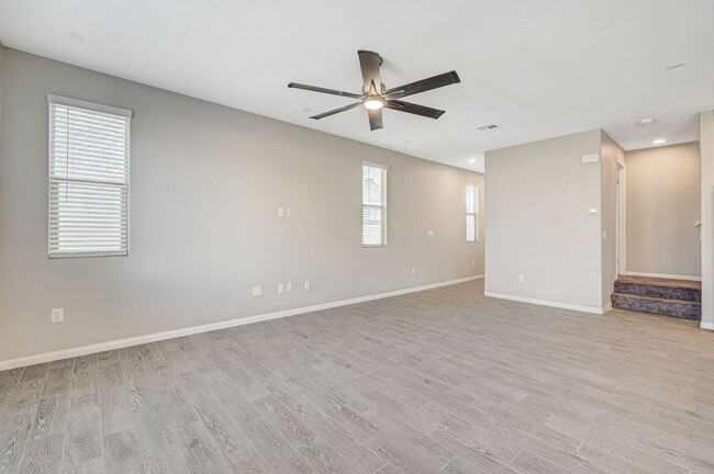 Building Photo - MODERN 2 Story, 3 Bedroom Home near Aliante!