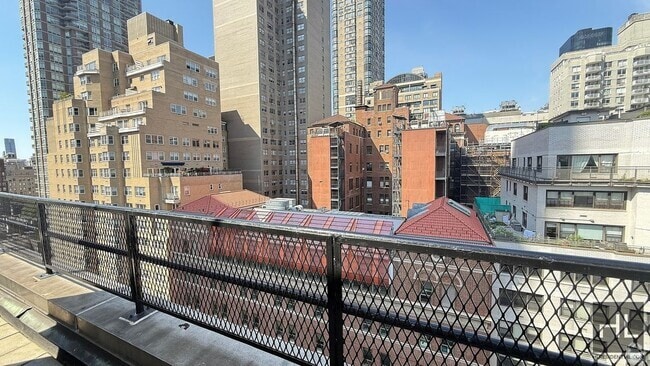Building Photo - EAST 63 STREET