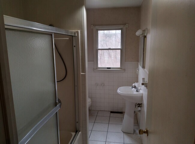 Building Photo - 1455C