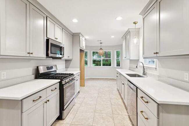 Foto del edificio - 406 Trinity Ln