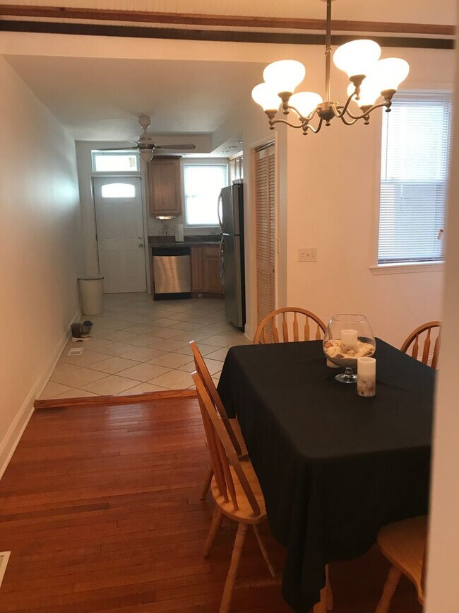 Foto del edificio - Updated 3-Bedroom, 1-Bath Home in HOT Remi...