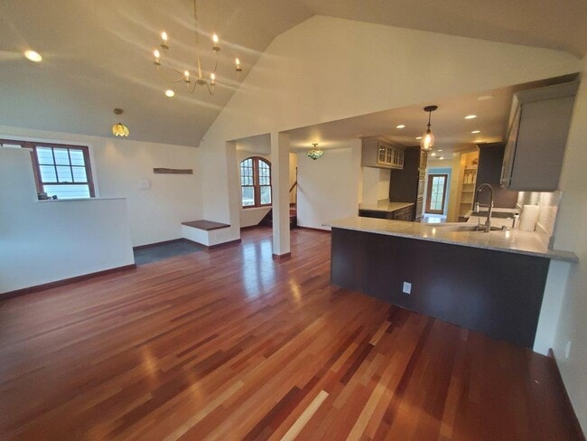 Building Photo - Newly remodeled with quality and comfort throughout.