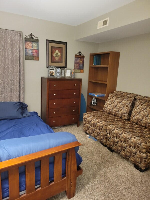 13648 Riverway Dr, Chesterfield, MO 63017 Room for Rent in Chesterfield, MO