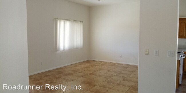 Building Photo - 3 br, 2 bath House - 61929 Valley View Circle