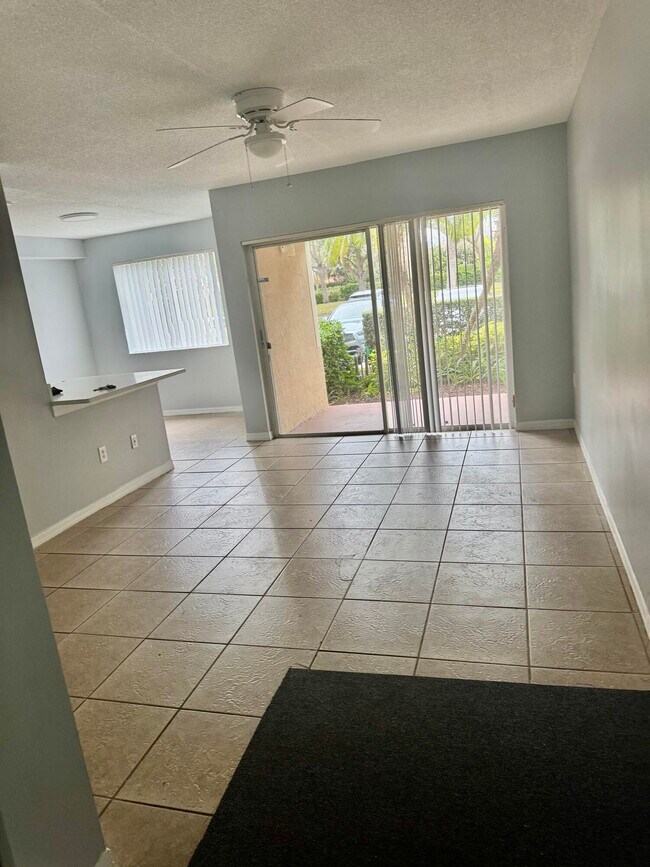 Foto del edificio - 1670 N 42ND Cir