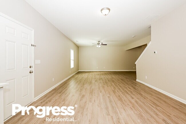 Building Photo - 2363 Clapton Ct