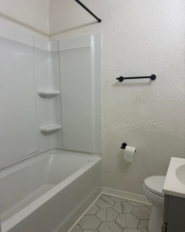 Building Photo - 981 McTyre Ct