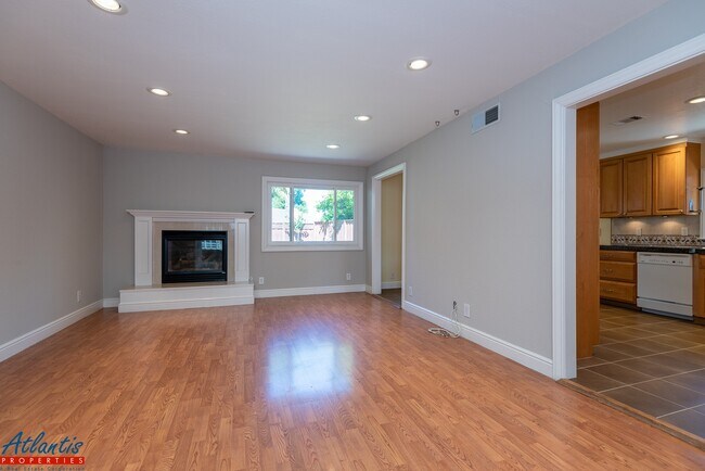 Building Photo - 6173 Lean Ave