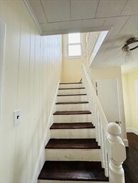 Building Photo - 111 Walnut St