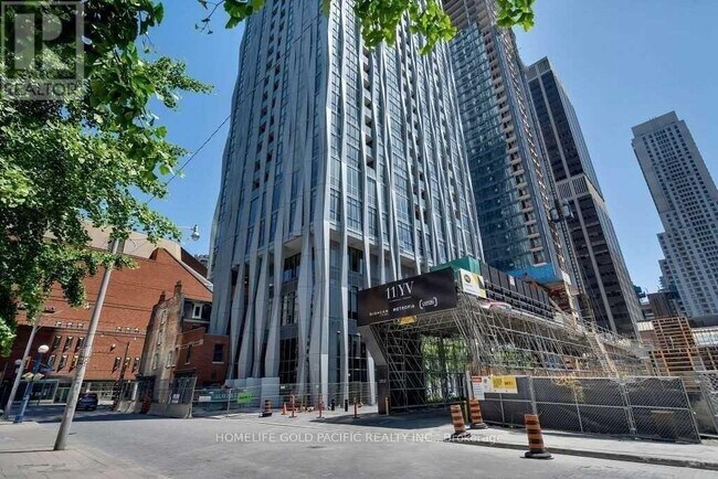 Building Photo - 1-901 Yorkville Ave