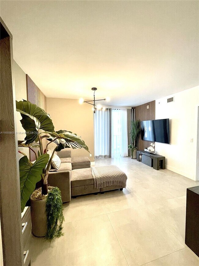 Foto del edificio - 488 NE 18th St