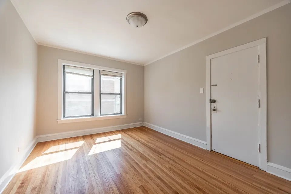 Photo - 2714 N Spaulding Ave (Chicago, IL)