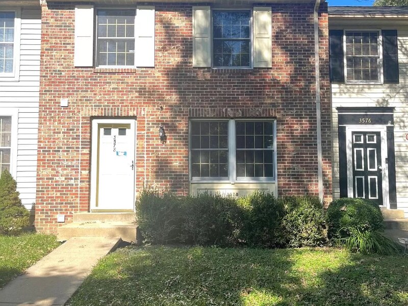 3578 Wharf Ln, Triangle, VA 22172 Townhome Rentals in Triangle VA