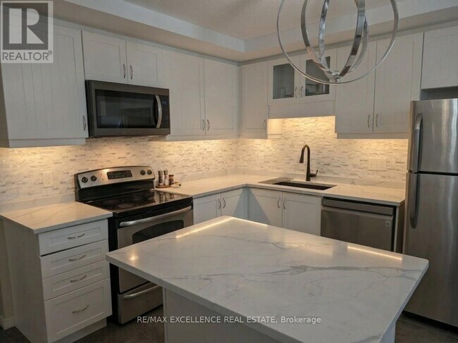 Photo du bâtiment - 1460 Highland Rd W