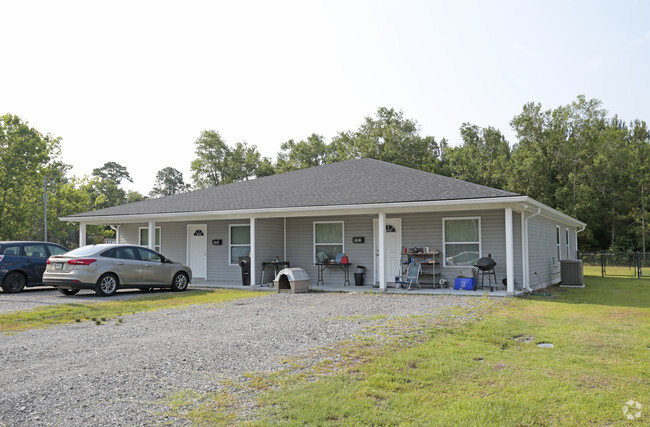 Building Photo - CRAWFORD ESTATES