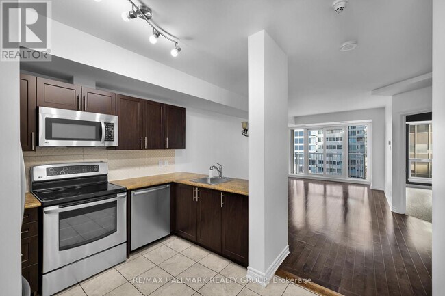 Photo du bâtiment - 234-234 Rideau St