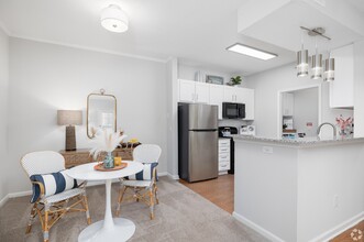 Building Photo - The Palmer