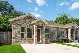 Building Photo - 5754 Reed Rd