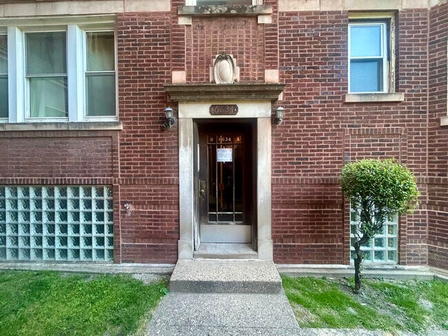 Foto del edificio - 6634 S Greenwood Ave