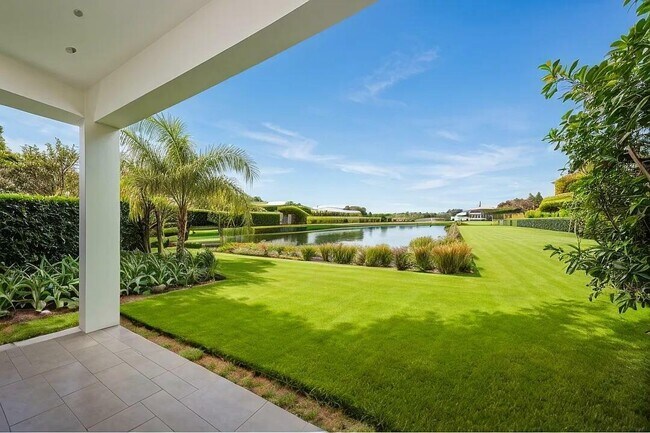 Foto del edificio - 15371 Green River Ct