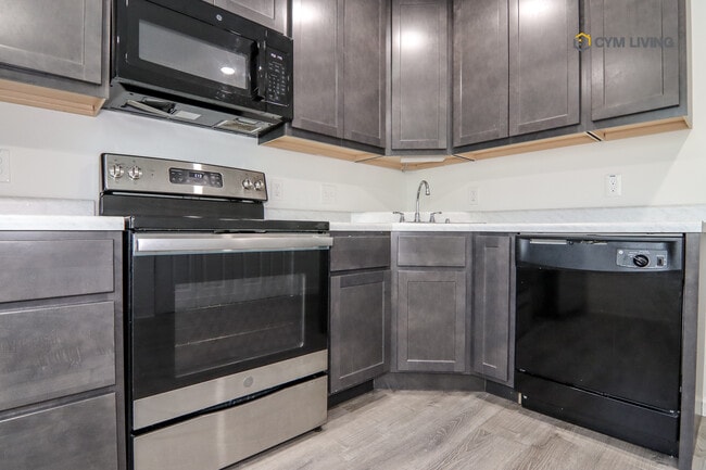 Building Photo - The Anchor Apartments