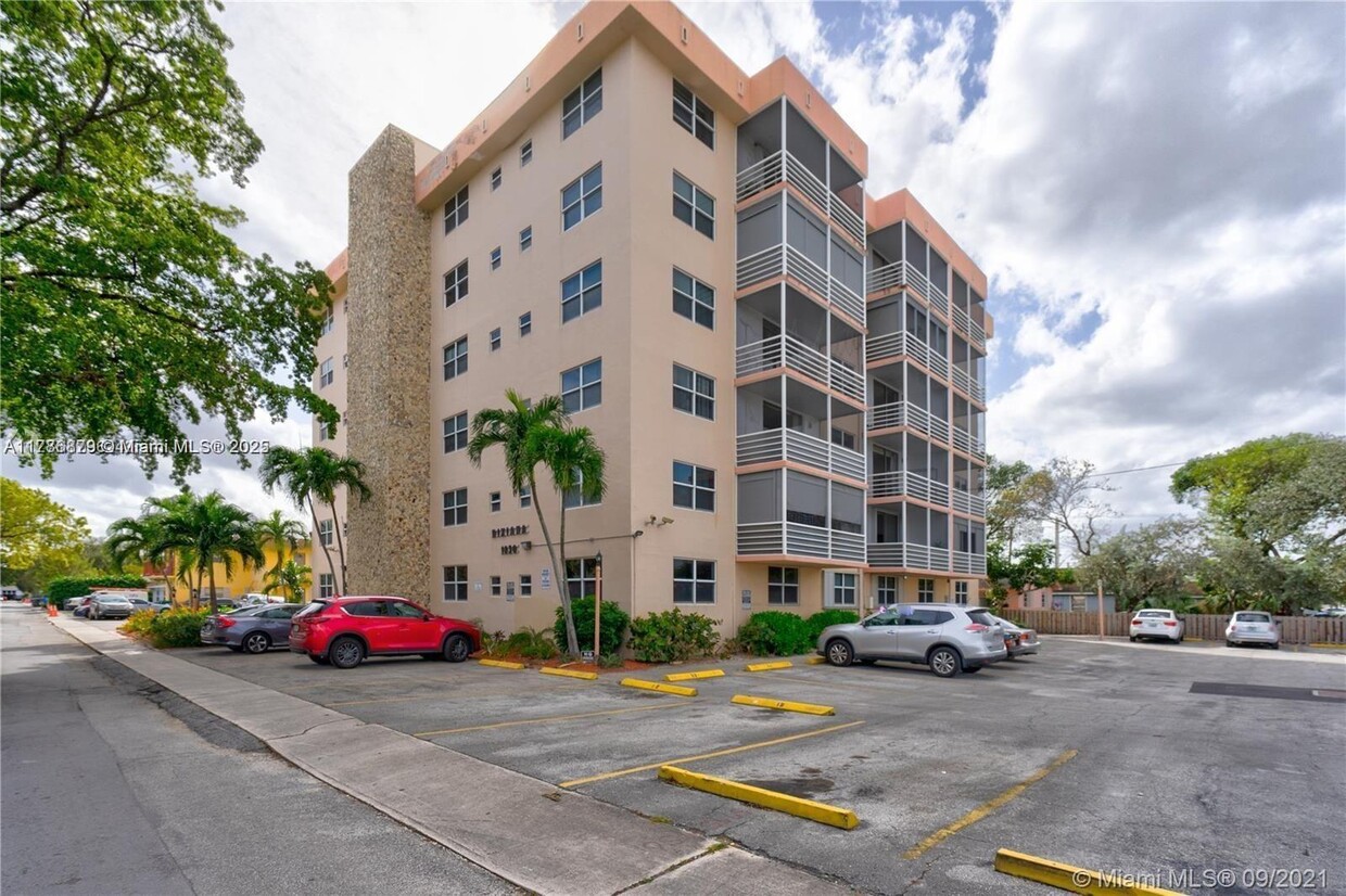 Foto principal - 1830 Dixieana St