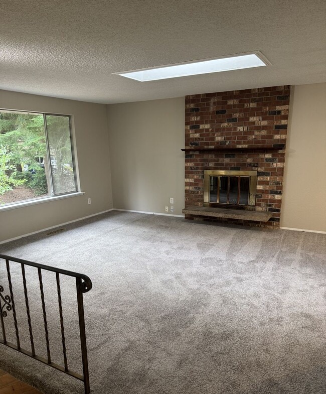 Foto del edificio - Beautiful 4 Bed 2.5 Bath home in Tacoma