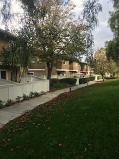 Primary Photo - 718 Buena Tierra Way