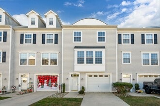 Building Photo - 35803 S Gloucester Cir