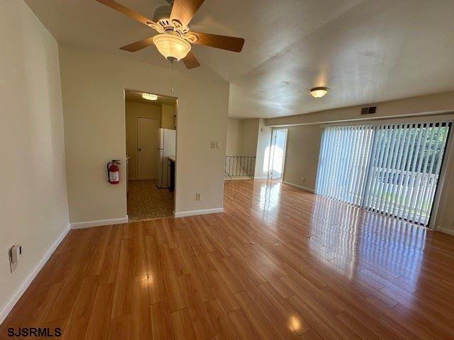 Building Photo - 102 Pico Ct