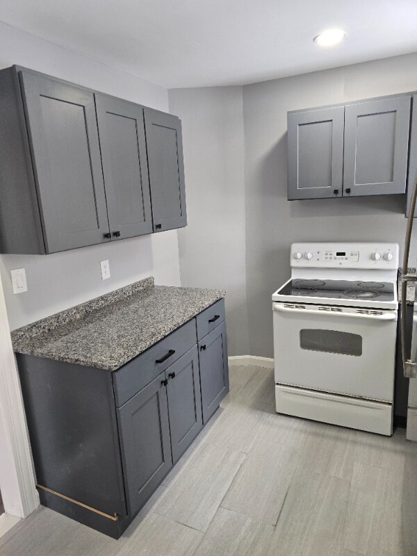 Foto del edificio - 32 Bunker Ave