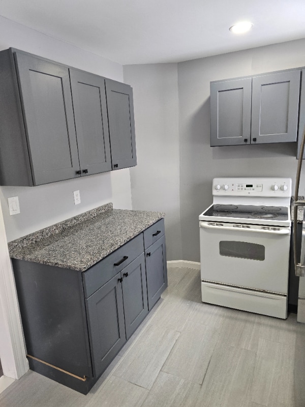 Photo - 32 Bunker Ave Apartment