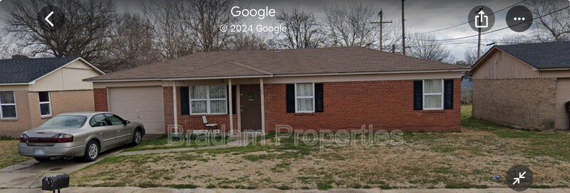 Primary Photo - 503 N Beaumont Ave