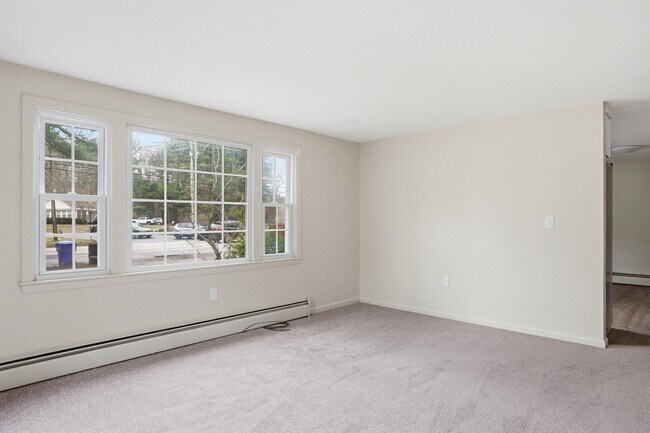 Foto del edificio - 289 Derry Rd