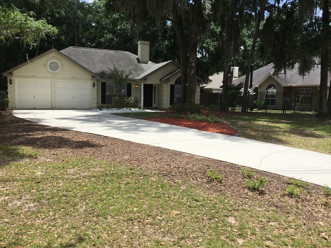 Primary Photo - 311 Coffee Bluff Villa Road