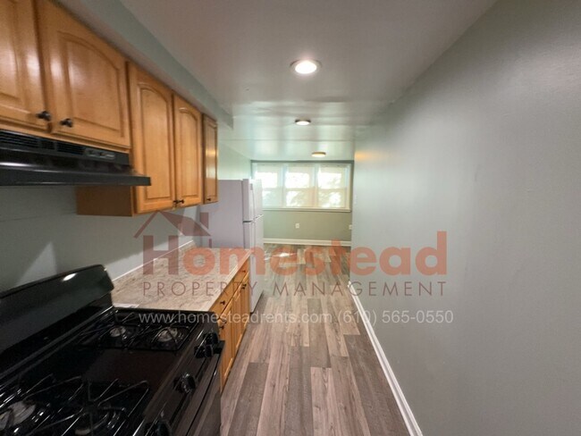 Foto del edificio - 3 Bedroom Home in Darby