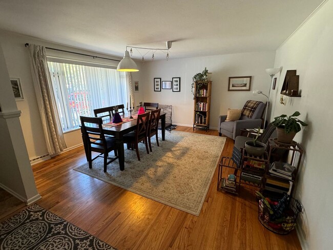 Foto del edificio - Beautiful 3 Bed 1.5 Bath Central Boulder H...