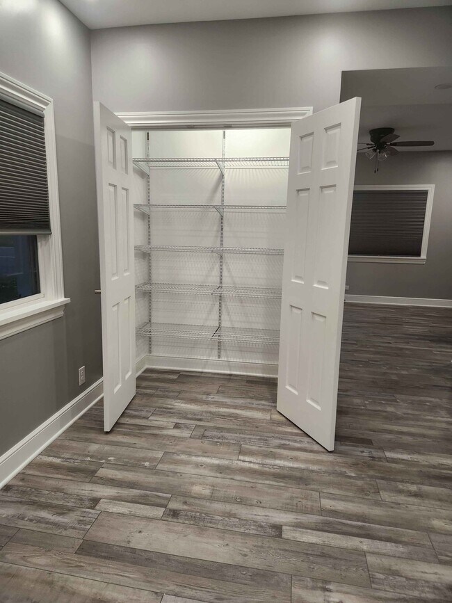 Foto del edificio - 13487 Cleveland Ave NW