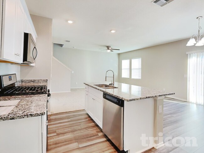 Foto del edificio - 5206 Winding Strm