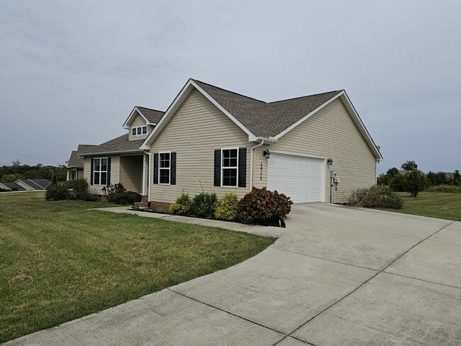 Foto del edificio - 4905 Cedar Creek Cir